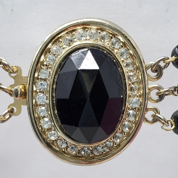 VINTAGE HOBE SIGNED THREE STRAND BLACK FACETED BEAD NECKLACE BOX CLASP JEWELRY - Picture 7 of 12